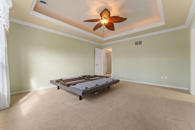 901 Veterans Lane, Crown Point, IN 46307