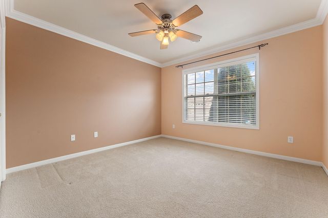 901 Veterans Lane, Crown Point, IN 46307