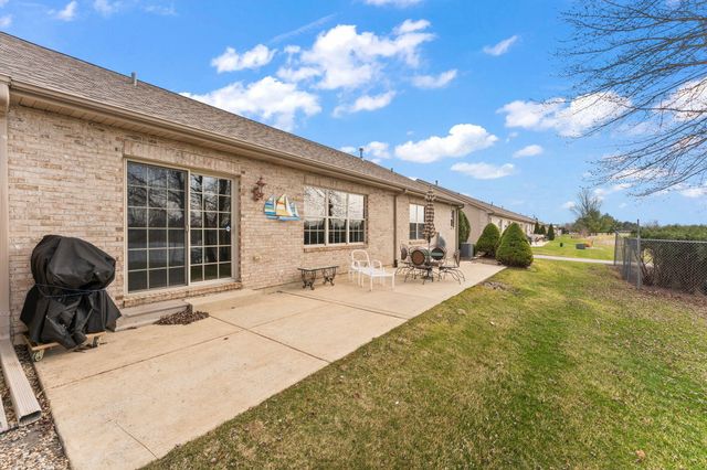 901 Veterans Lane, Crown Point, IN 46307