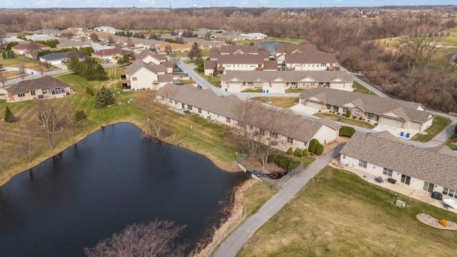 901 Veterans Lane, Crown Point, IN 46307