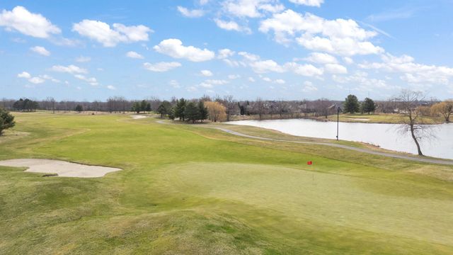 901 Veterans Lane, Crown Point, IN 46307