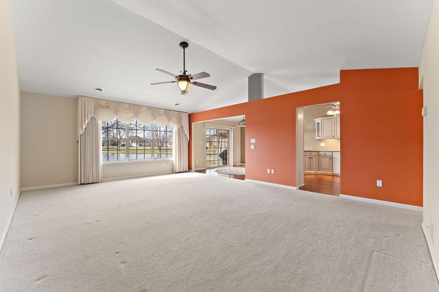 901 Veterans Lane, Crown Point, IN 46307