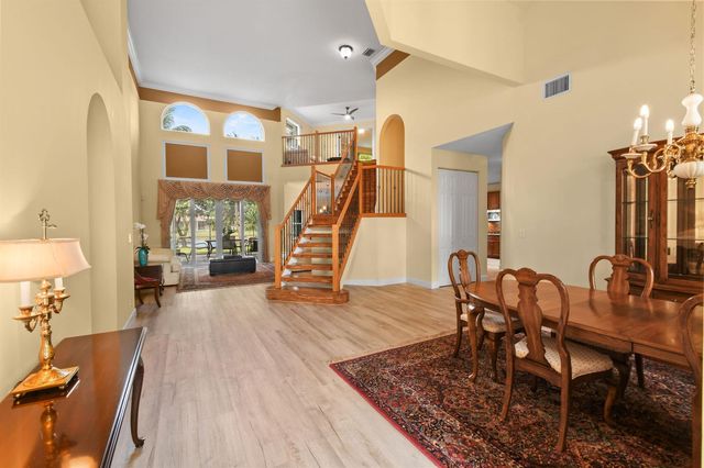 9863 Royal Cardigan Way, West Palm Beach, FL 33411
