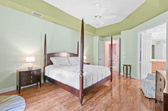 9863 Royal Cardigan Way, West Palm Beach, FL 33411
