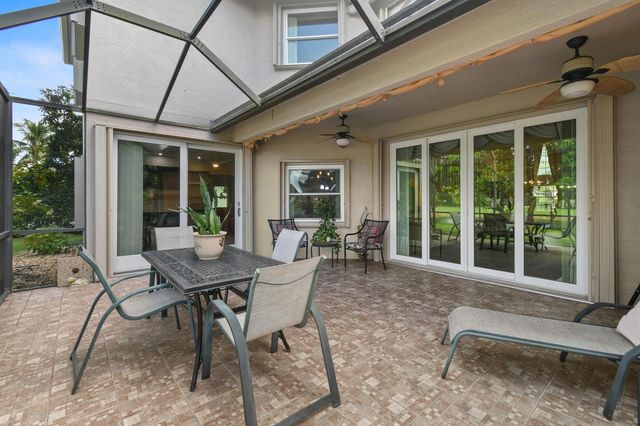 9863 Royal Cardigan Way, West Palm Beach, FL 33411