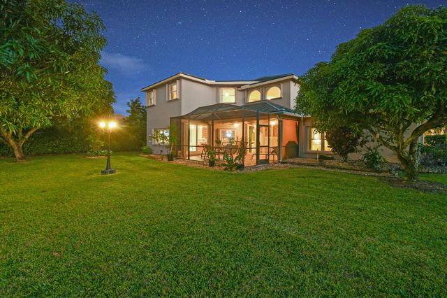 9863 Royal Cardigan Way, West Palm Beach, FL 33411