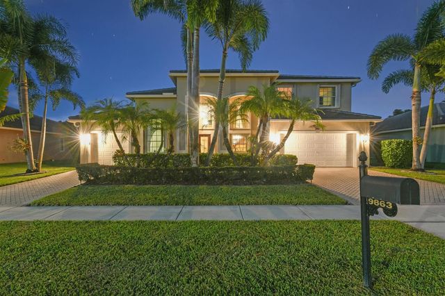9863 Royal Cardigan Way, West Palm Beach, FL 33411