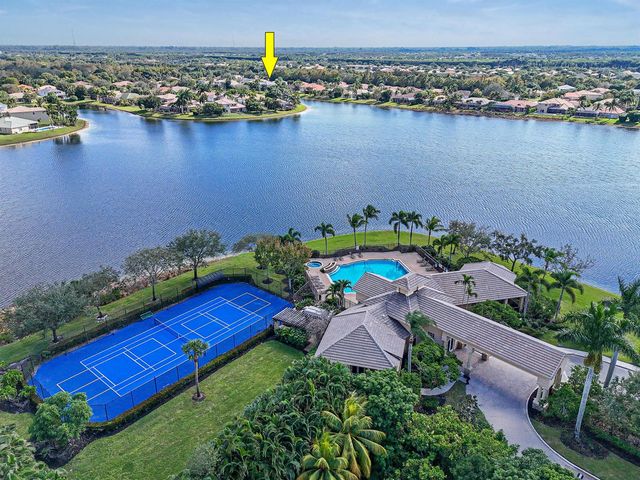 9863 Royal Cardigan Way, West Palm Beach, FL 33411