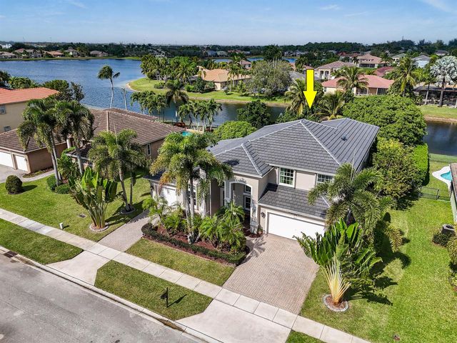 9863 Royal Cardigan Way, West Palm Beach, FL 33411
