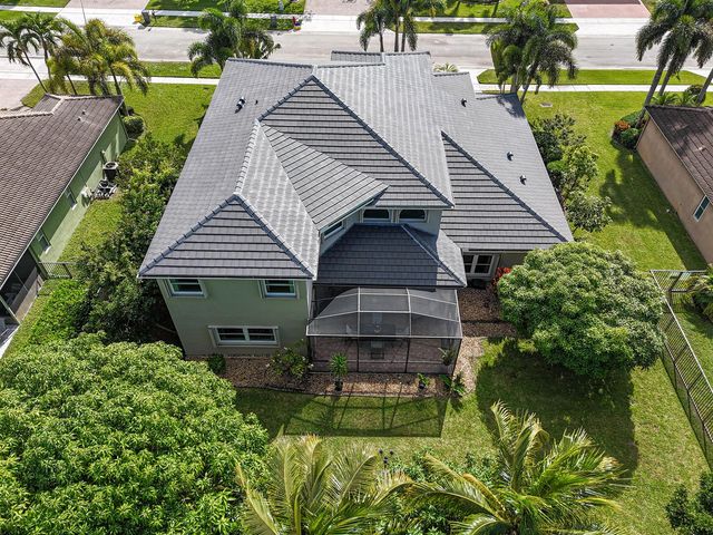 9863 Royal Cardigan Way, West Palm Beach, FL 33411