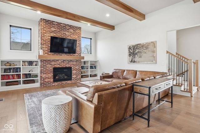 15860 Oak Park Vista, Westfield, IN 46074