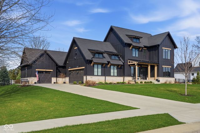 15860 Oak Park Vista, Westfield, IN 46074