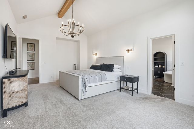 15860 Oak Park Vista, Westfield, IN 46074