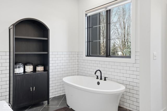 15860 Oak Park Vista, Westfield, IN 46074