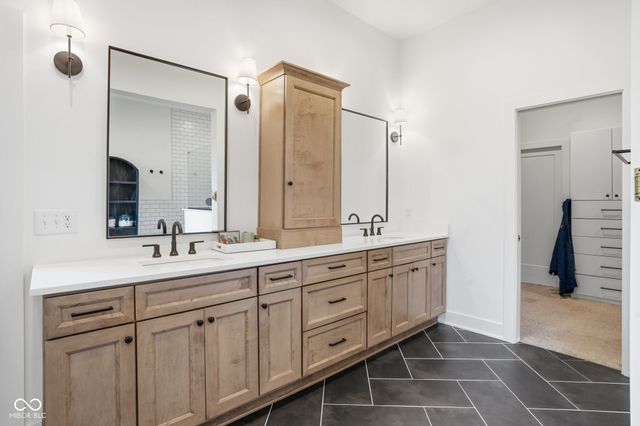 15860 Oak Park Vista, Westfield, IN 46074