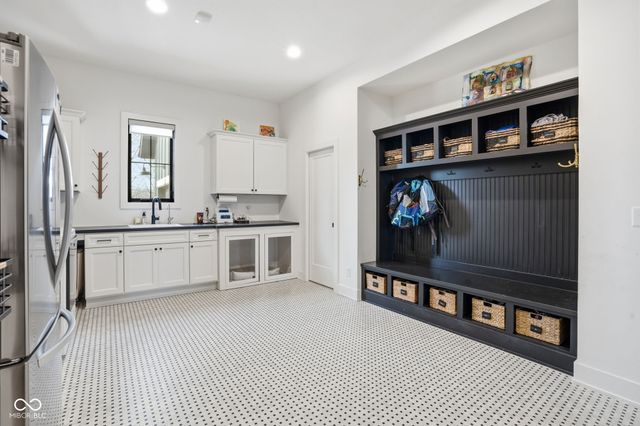 15860 Oak Park Vista, Westfield, IN 46074