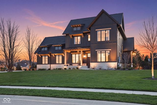 15860 Oak Park Vista, Westfield, IN 46074