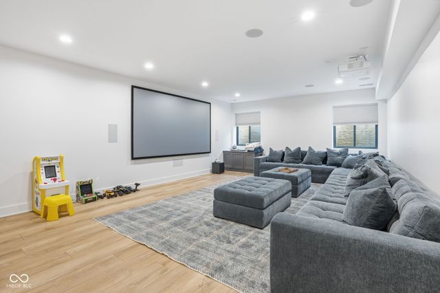 15860 Oak Park Vista, Westfield, IN 46074