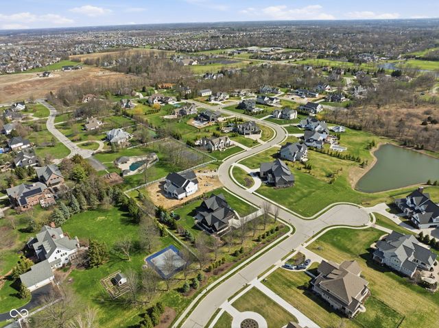 15860 Oak Park Vista, Westfield, IN 46074