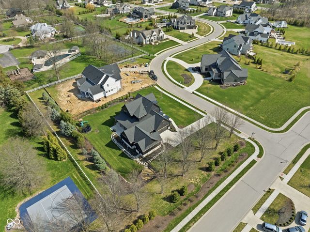 15860 Oak Park Vista, Westfield, IN 46074