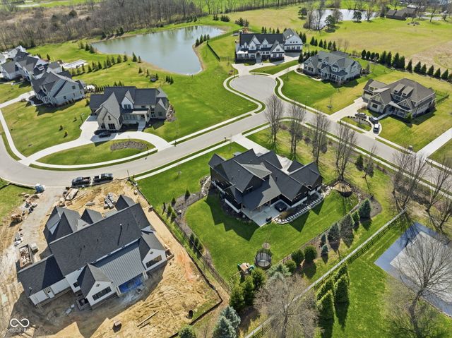 15860 Oak Park Vista, Westfield, IN 46074