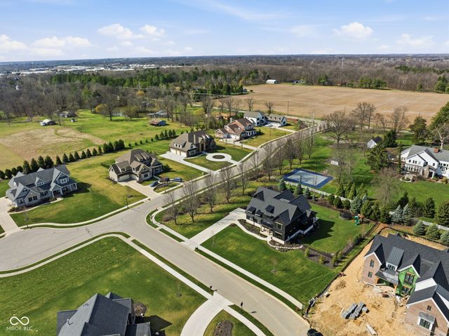 15860 Oak Park Vista, Westfield, IN 46074