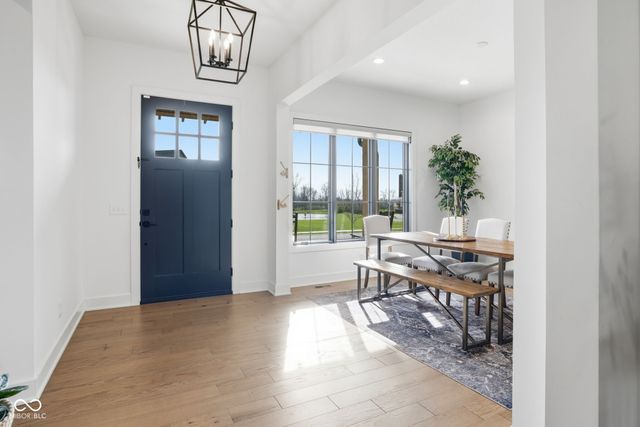 15860 Oak Park Vista, Westfield, IN 46074