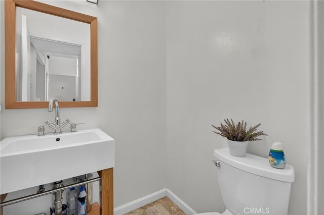 1270 Cabrillo Park Drive D, Santa Ana, CA 92701