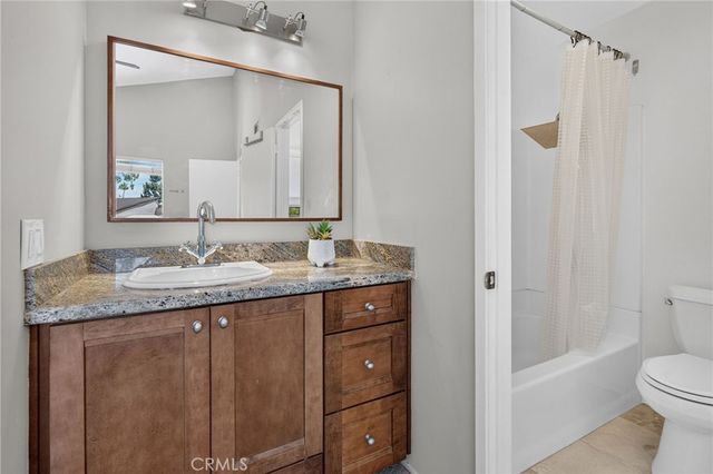 1270 Cabrillo Park Drive D, Santa Ana, CA 92701