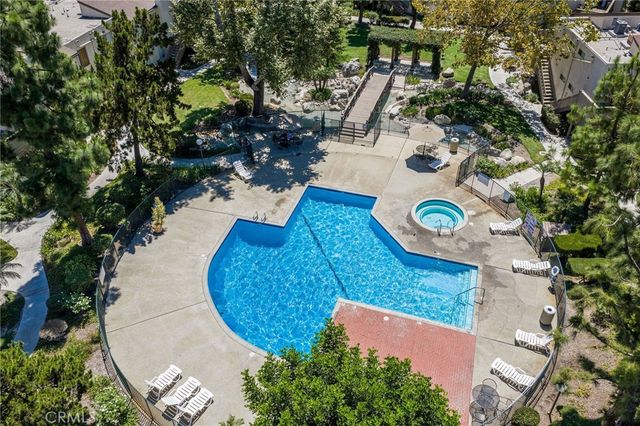 1270 Cabrillo Park Drive D, Santa Ana, CA 92701