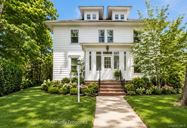 15 Wilson Lane, Rockville Centre, NY 11570