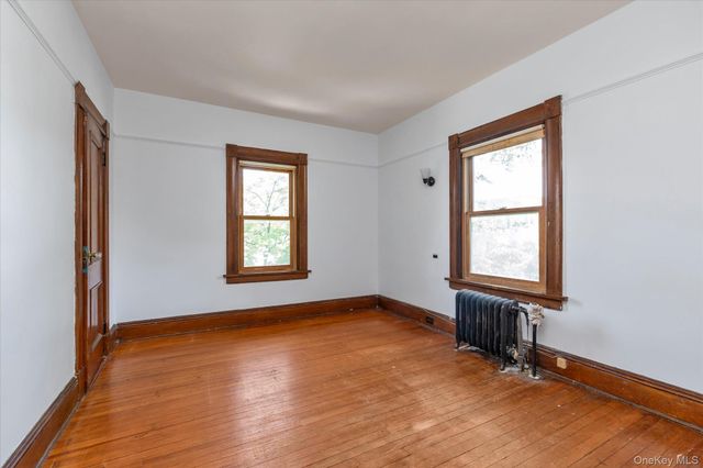 15 Wilson Lane, Rockville Centre, NY 11570