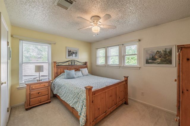 1219 Brian Court, Grapevine, TX 76051