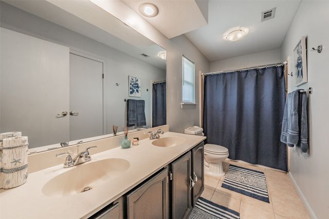 1219 Brian Court, Grapevine, TX 76051