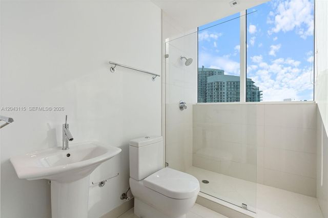 2020 N Bayshore Dr 3510, Miami, FL 33137