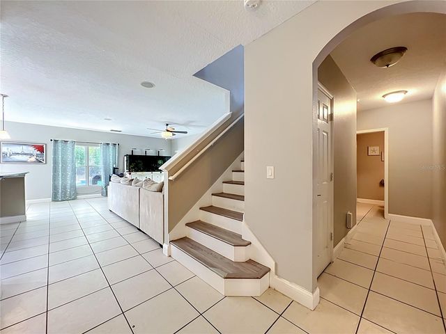 10672 CABBAGE TREE LOOP, Orlando, FL 32825