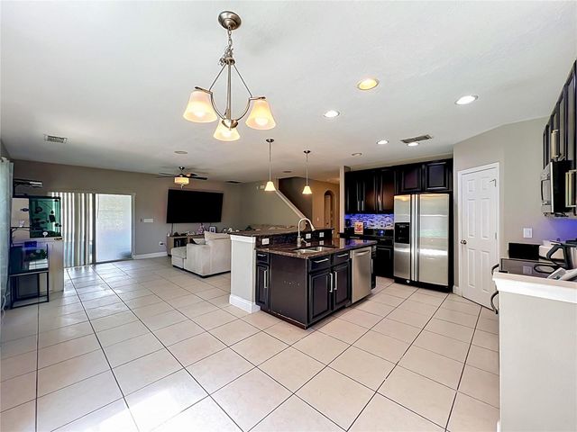 10672 CABBAGE TREE LOOP, Orlando, FL 32825