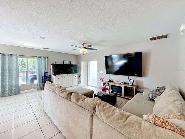 10672 CABBAGE TREE LOOP, Orlando, FL 32825