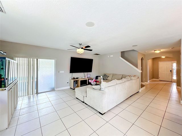 10672 CABBAGE TREE LOOP, Orlando, FL 32825