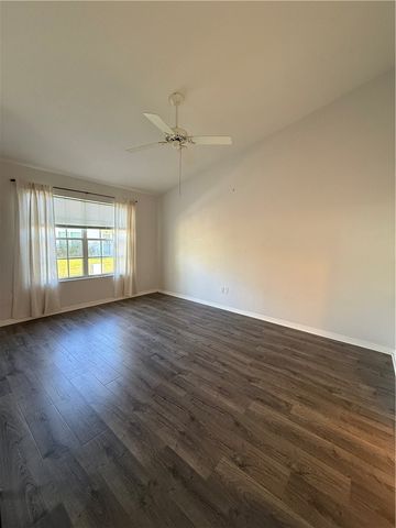 1845 Waterford Drive 5, Vero Beach, FL 32966