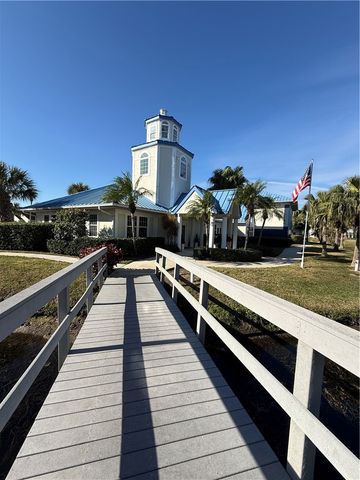 1845 Waterford Drive 5, Vero Beach, FL 32966