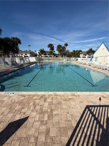 1845 Waterford Drive 5, Vero Beach, FL 32966