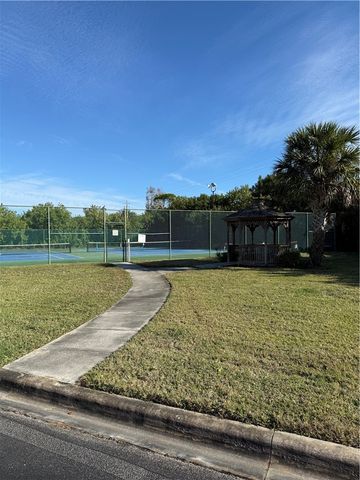 1845 Waterford Drive 5, Vero Beach, FL 32966