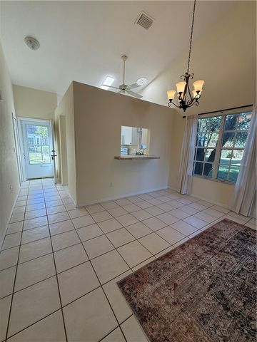 1845 Waterford Drive 5, Vero Beach, FL 32966