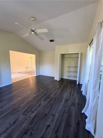 1845 Waterford Drive 5, Vero Beach, FL 32966