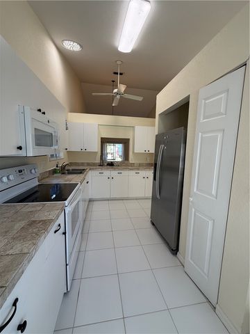 1845 Waterford Drive 5, Vero Beach, FL 32966