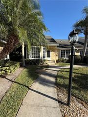 1845 Waterford Drive 5, Vero Beach, FL 32966