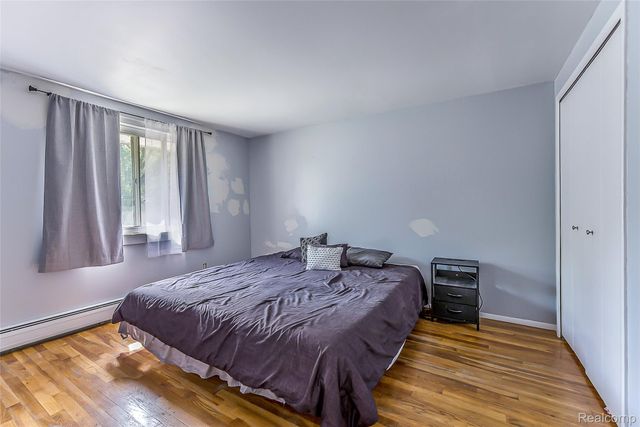 1107 Odessa Drive, Holly Village, MI 48442