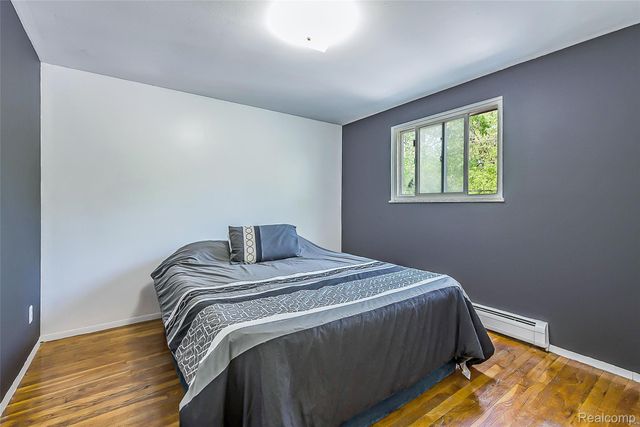 1107 Odessa Drive, Holly Village, MI 48442