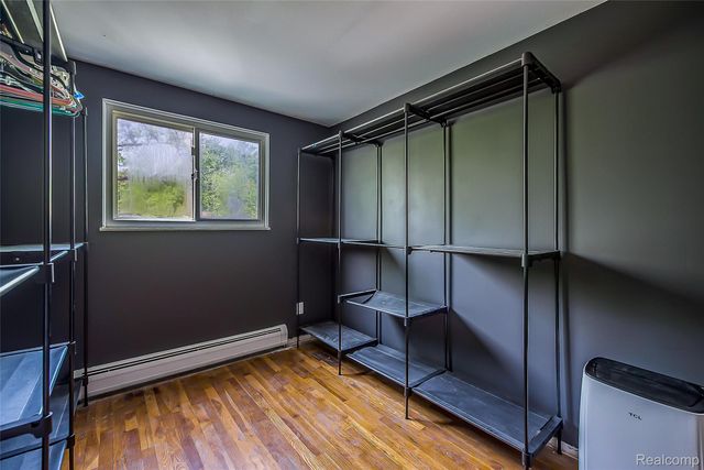 1107 Odessa Drive, Holly Village, MI 48442
